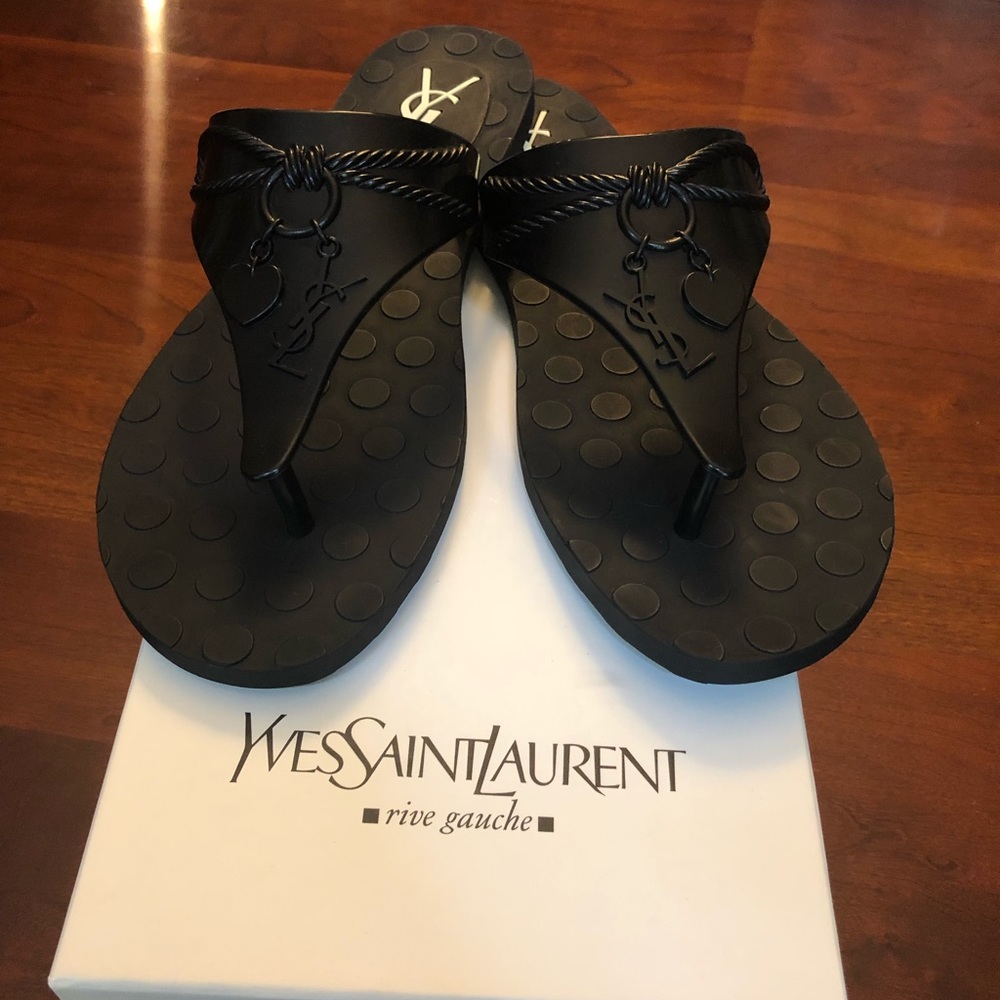 Never Worn YSL Rubber Biarritz Thong Sandals